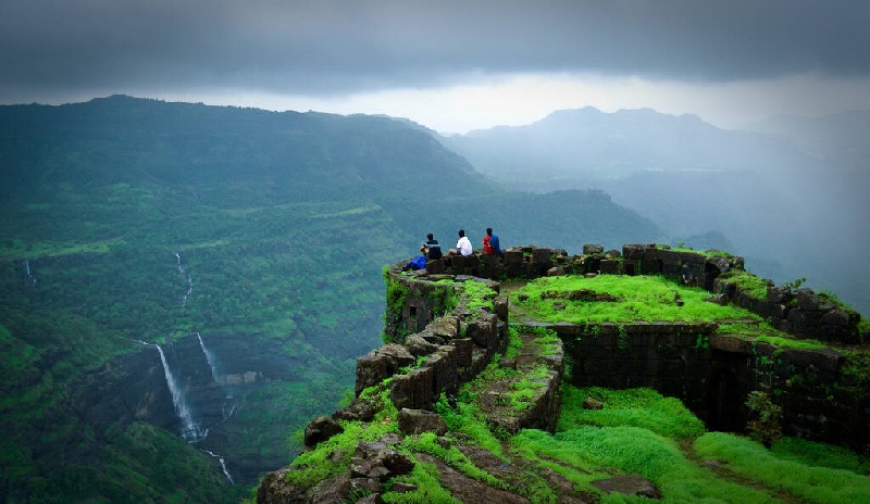 monsoon holiday destinations in india