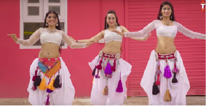 You have never seen Indian Belly Dance like this on ‘Despacito’.