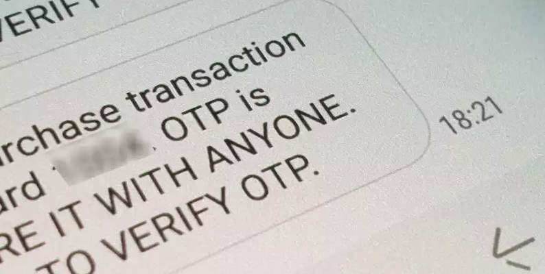 Dangerous OTP online banking scam makes people lose lakhs. Dangerous OTP online banking scam makes people lose lakhs.